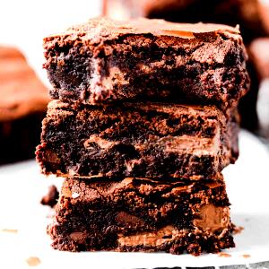 1 brownie (48 g) Bat Brownies