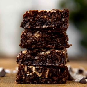 1 brownie (55 g) Coconut Brownie