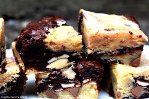 1 brownie (62 g) Zebra Brownies