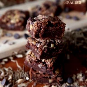 1 brownie (76 g) Toffee Fudge Brownies