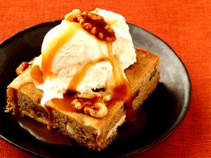 1 brownie Maple Butter Blondie