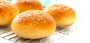 1 bun (41 g) Light Wheat Buns