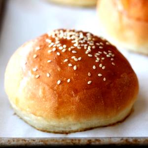 1 bun (43 g) Burger Buns