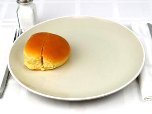 1 bun (46 g) Crushed Wheat Hamburger Bun