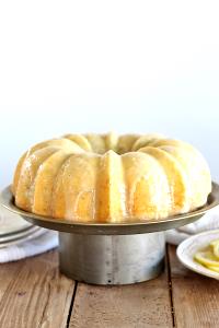 1 Bundt Or Tube Cake (approx 10" Dia) Poppyseed Cake without Icing
