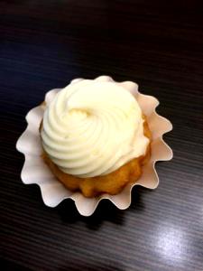 1 bundtini (57 g) Lemon Bundtini