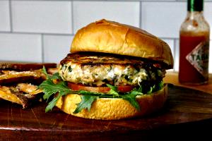 1 burger (113 g) Salmon Burger