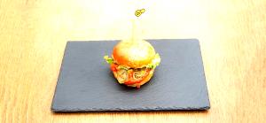 1 burger (159 g) Rad Chicken Burger
