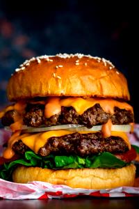 1 burger (20 oz) Double Cheeseburger