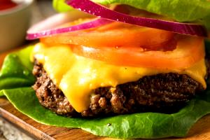 1 burger (240 g) Bunless Bacon Cheeseburger