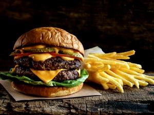 1 burger (260 g) Double Chili Cheeseburger