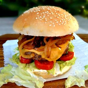 1 burger Black Pepper Cheeseburger