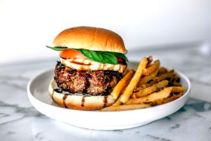 1 burger Caprese Burger
