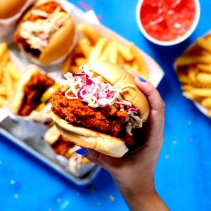 1 burger Hot Chick