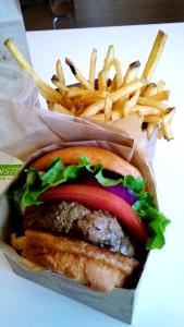 1 burger Little Lark