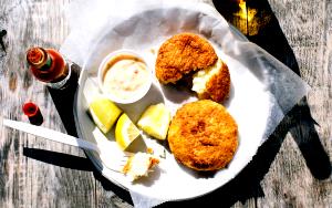 1 cake (2 oz) Cod & Potato Cakes