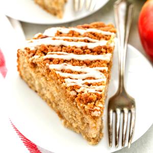 1 cake (52 g) Apple Streusel Coffee Cakes