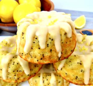 1 Cake Lemon Poppyseed Mini Bundt Cake