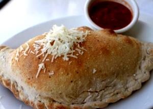 1 calzone (170 g) Chicken Florentine Calzone