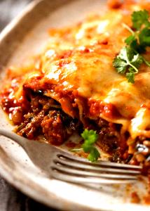 1 Cannelloni Pasta with Cheese and Meat Sauce