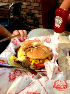 1 cheeseburger Cheeseburger