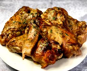 1 Chicken Wing With Sauce Chicken or Turkey with (Mushroom) Soup (Mixture)