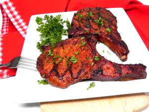 1 chop (159 g) Smoked Bone in Pork Chops