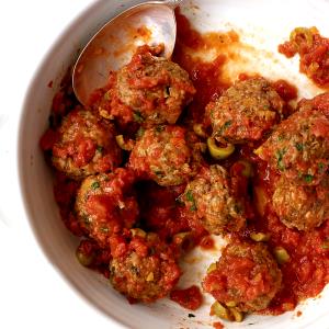 1 Cocktail Meatball Meat Loaf Made with Beef in Tomato-Based Sauce