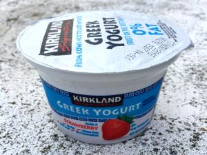 1 container (142 g) 0% Greek Yogurt - Strawberry