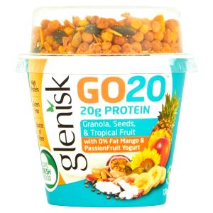 1 container (181 g) Mangoes, Berries and Granola with Lowfat Yogurt