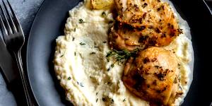 1 container (227 g) Herb Chicken with Cauliflower Mash & Sauteed Kale