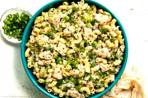 1 container (255 g) Tuna Pasta Salad
