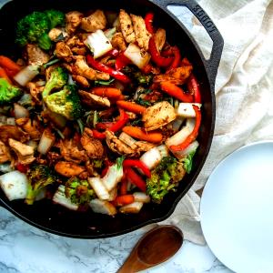 1 container (258 g) Chicken Stir Fry