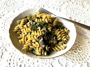 1 container (275 g) Creamy Mushroom Fusilli