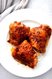 1 container (283 g) Chicken Thigh with Almond Chipotle Sauce