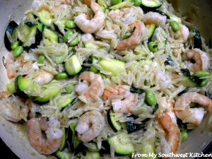1 container (283 g) Shrimp with Orzo Primavera