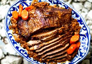 1 container (306 g) BBQ Brisket Pot Roast