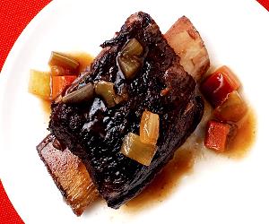 1 container (327 g) Burgundy Braised Short Ribs