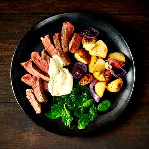 1 container (369 g) Bearnaise Aioli Steak with Sweet Potatoes