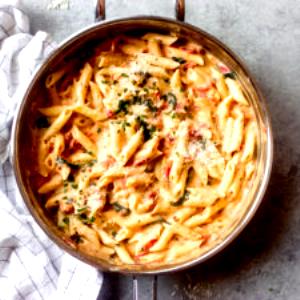 1 container (397 g) Creamy Tomato Basil Pasta