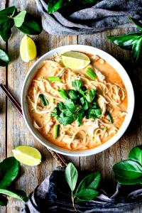 1 container (454 g) Red Thai Curry Soup