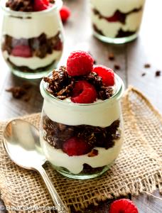 1 container (6 oz) Greek Parfait - Raspberry & Acai