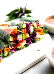 1 container (9 oz) Summer Roll