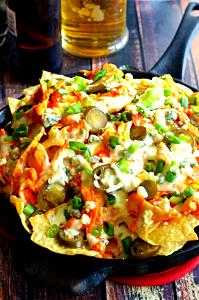 1 container Buffalo Chicken Nachos