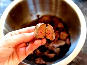 1 Container Chicken Liver, Simmered