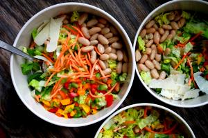 1 container Country Italian Salad