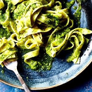 1 container Grilled Chicken Ravioli with Watercress Sauce (1200)