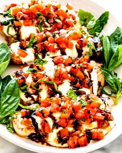 1 contianer Bruschetta Chicken