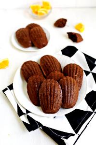 1 cookie (17 g) Madeline Cookies