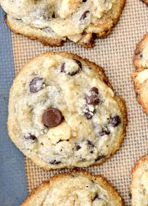 1 cookie (18 g) Keto Friendly Chocolate Chip Cookies